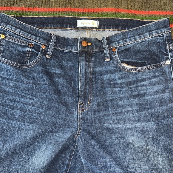 Madewell The Slim Boyjean - Picture 3 of 13